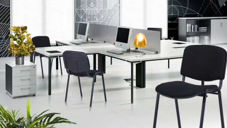 Херсонська обласна прокуратура придбала нові офісні стільці