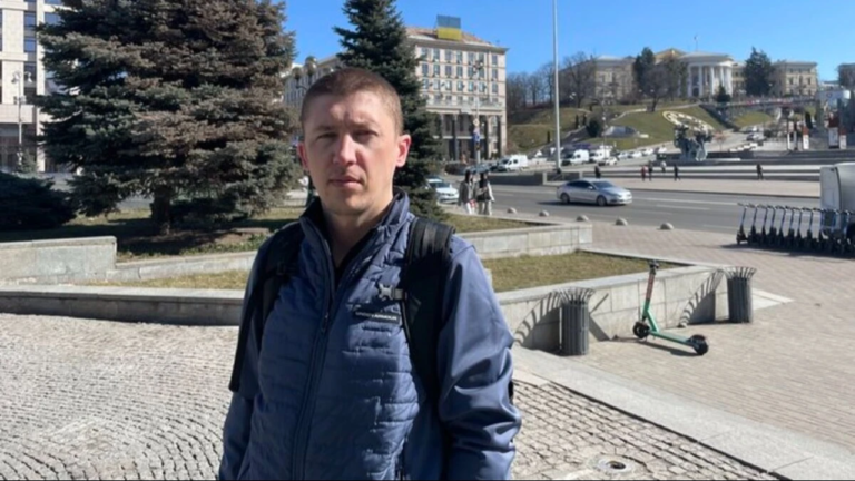 Боєць з Херсонщини проходить реабілітацію у Києві після майже чотирьох років російського полону