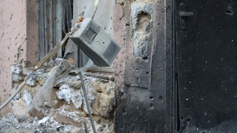 Півтора року без світла: жителі двох сіл на Херсонщині залишаються без електрики