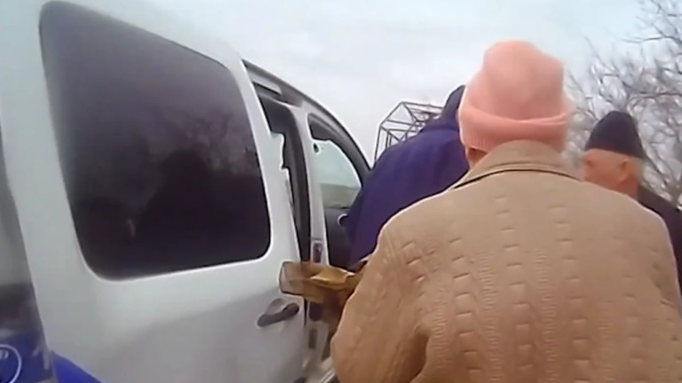 Поліція Херсонщини евакуювала трьох людей з небезпечних районів