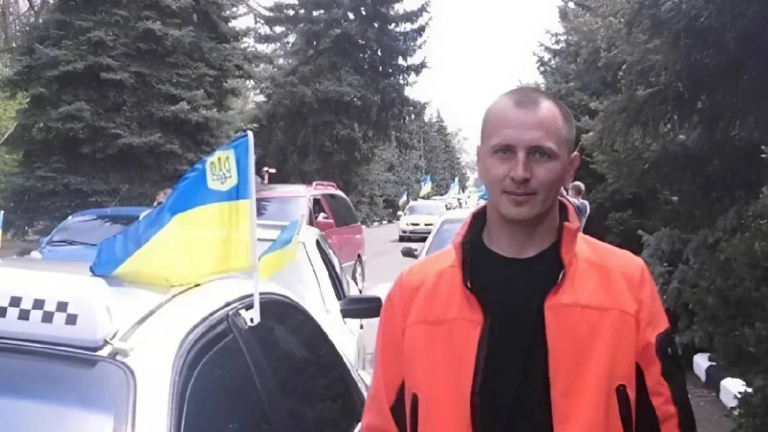 У російській колонії засудженого жителя Херсонщини змушують плести маскувальні сітки