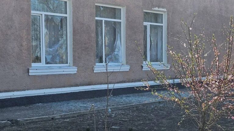 У Скадовському районі Херсонщини повідомляють про пошкодження будинків після обстрілу