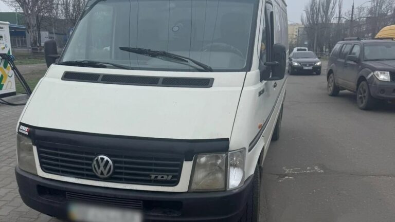 У Миколаєві мікроавтобус збив жінку на пішохідному переході