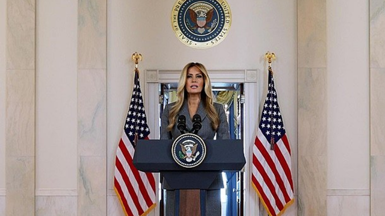 Меланія Трамп заперечила зв’язки з Джеффрі Епштейном