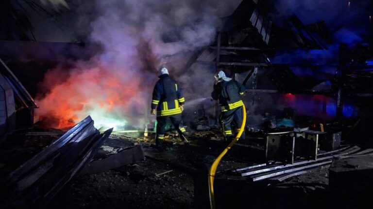 На Одещині після нічної атаки горів порт: пошкоджено інфраструктуру