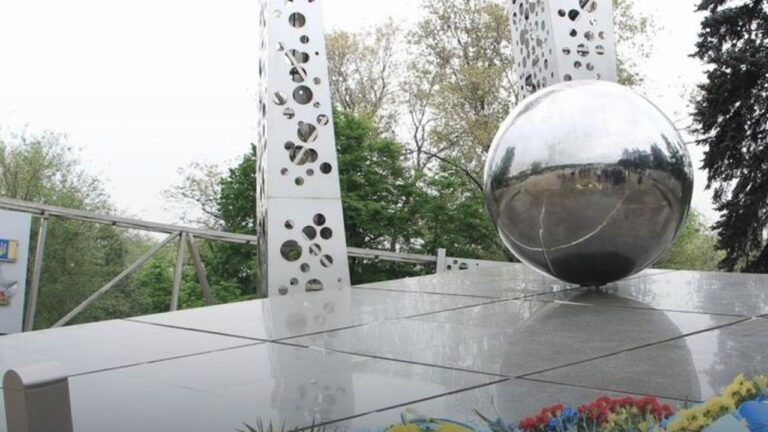 У Запоріжжі перейменували два сквери в центрі міста