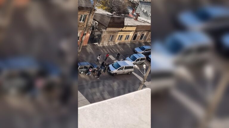 В Одесі співробітники ТЦК застосували електрошокер до жінки