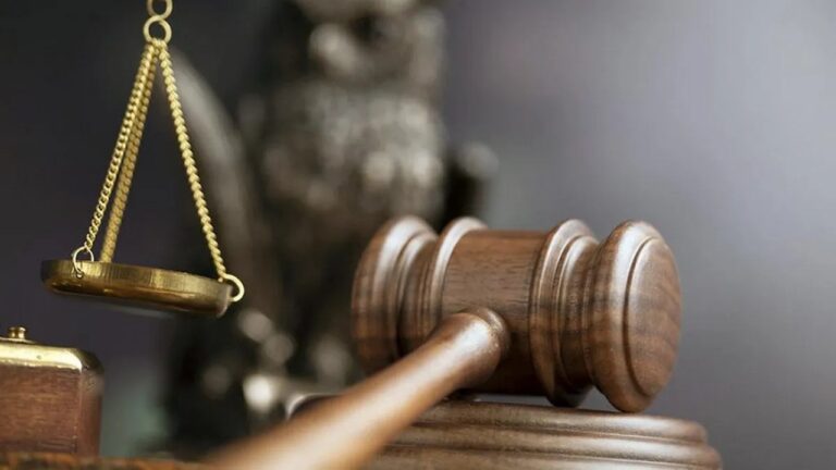 В Одесі засудили колишнього податківця за хабар десятирічної давності