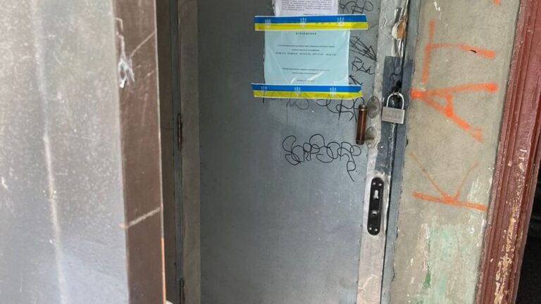 Закриті двері під час тривоги: омбудсман виявив проблемні укриття в центрі Запоріжжя