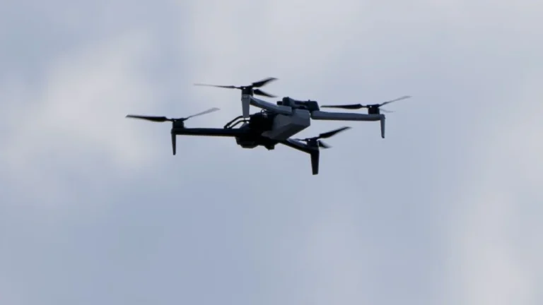У Запоріжжі FPV-дрон окупантів атакував автомобіль: загинув чоловік, є поранені