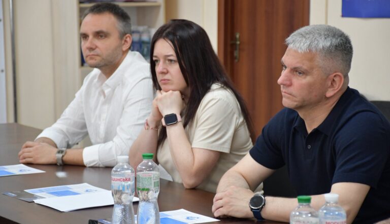 У Миколаївській ОВА обговорили розширення професійних можливостей для жінок