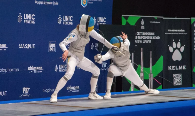 Фехтувальниця з Миколаєва завоювала золото на чемпіонаті України