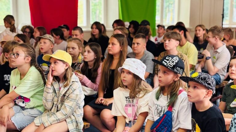 Окупанти планують чергове вивезення дітей з Херсонщини до Мордовії під виглядом “відпочинку”