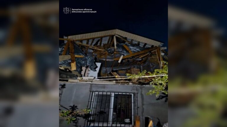 Ворог двічі вдарив по Запорізькому району в ніч на 11 травня