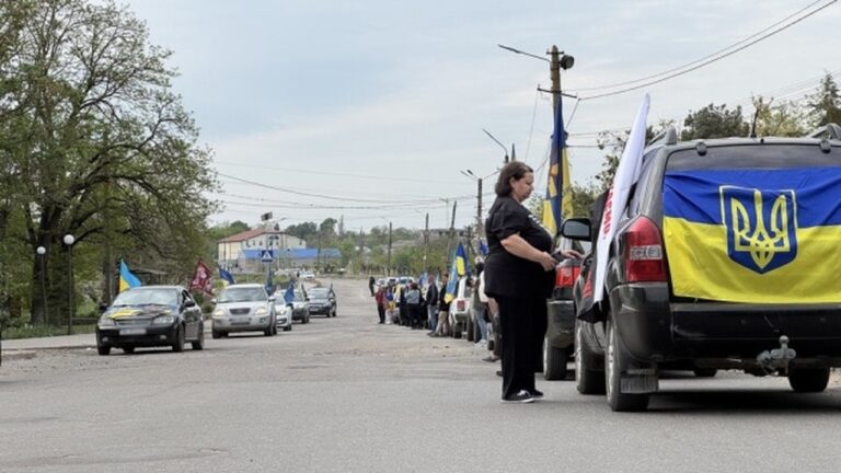На Миколаївщині відбувся масштабний автопробіг на підтримку зниклих безвісти військових