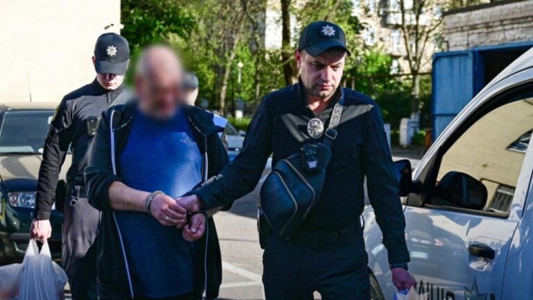У Запоріжжі чоловік викрав службові ноутбуки з приміщення адміністрації