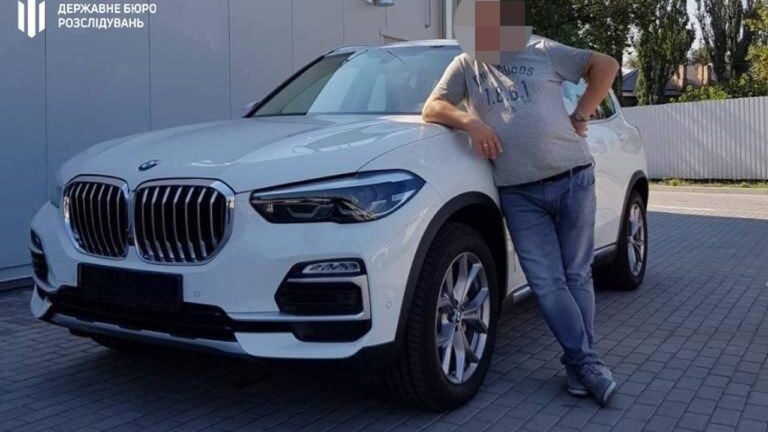 Експосадовця ДСНС у Запоріжжі судитимуть за переплату на рятувальній техніці