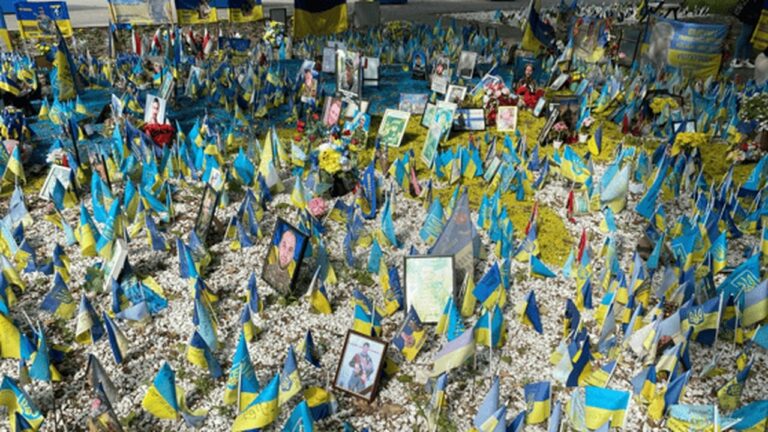 У Запоріжжі вшанували пам’ять полеглих захисників у День вишиванки