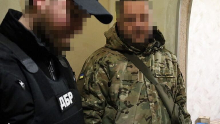 Суд засудив ексфінансиста бригади за привласнення майже 10 млн грн виплат військових