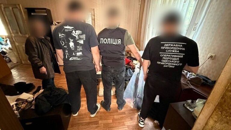 На Одещині військового підозрюють у СЗЧ та перевезенні зброї з фронту