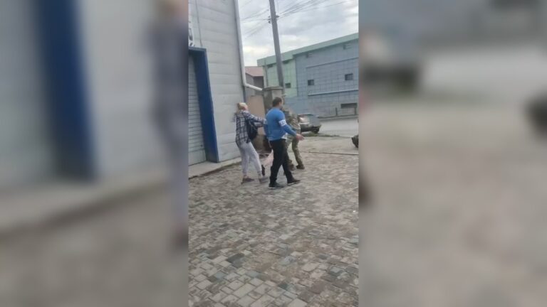 На Одещині місцеві мешканці двічі намагалися відбили чоловіка у працівників ТЦК
