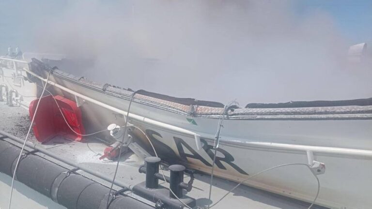 Росія атакувала два пошуково-рятувальні катери в Чорному морі: поранено членів екіпажів