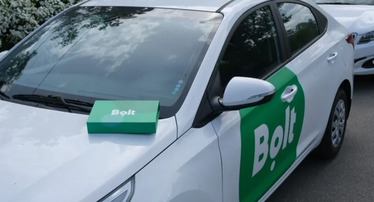 Компанія Bolt назавжди заблокувала водія Mercedes після смертельної ДТП та посилила правила