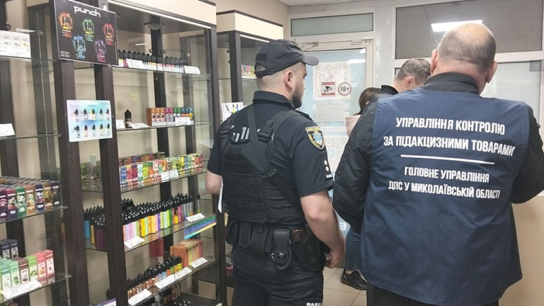 На Миколаївщині виявили незаконний продаж сировини для електронних сигарет