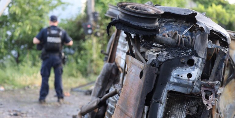 Поліція показала наслідки дронових ударів по Миколаєву: є постраждалі