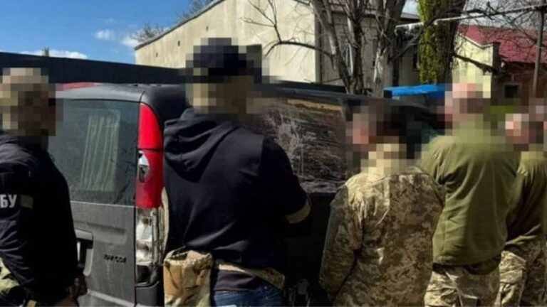Справу про побори в ТЦК Одеси переглянули: частину затриманих відпустили