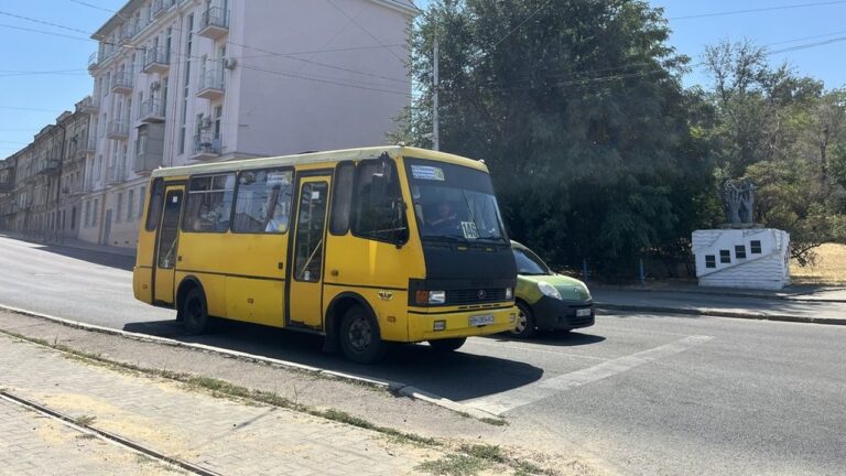 В Одесі підвищують тариф на проїзд у маршрутках до 25 грн