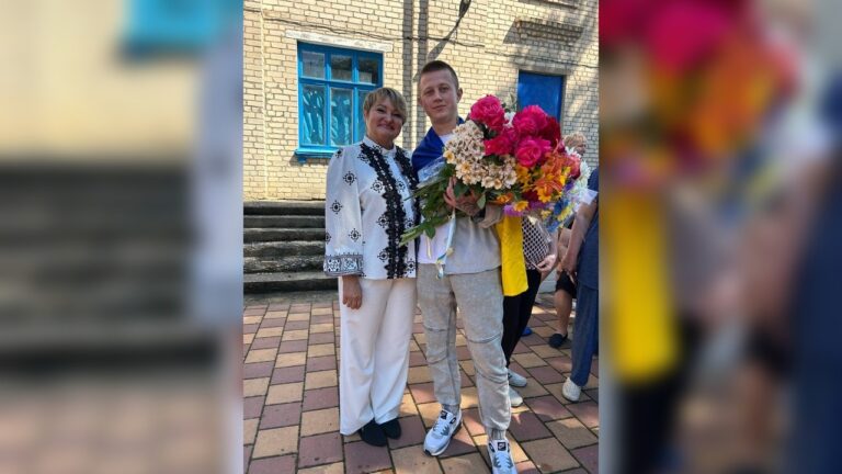 Після чотирьох років полону до рідної громади на Запоріжжі повернувся оборонець Маріуполя