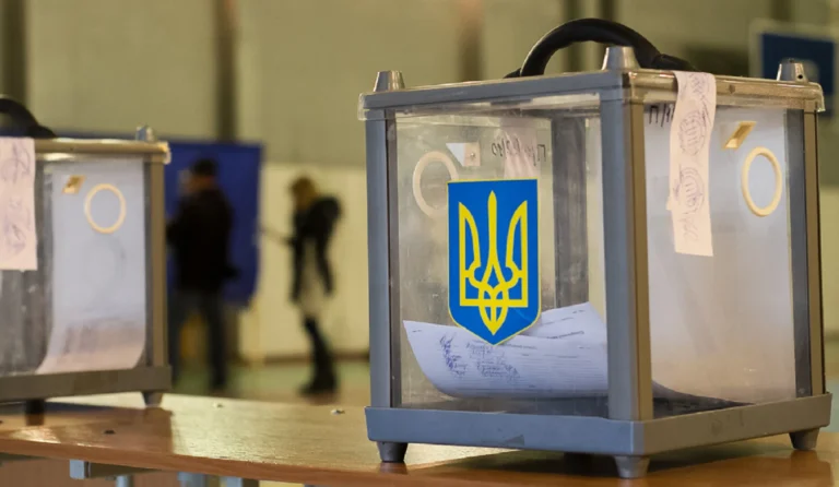 Херсонська прокуратура витратить 19 тис грн на урни для голосування та скриньки для анкет