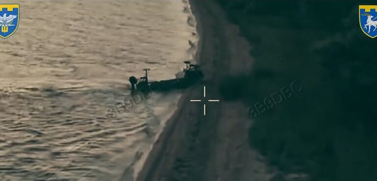 ЗСУ вперше у світі доставили НРК на ворожий берег за допомогою морського дрона