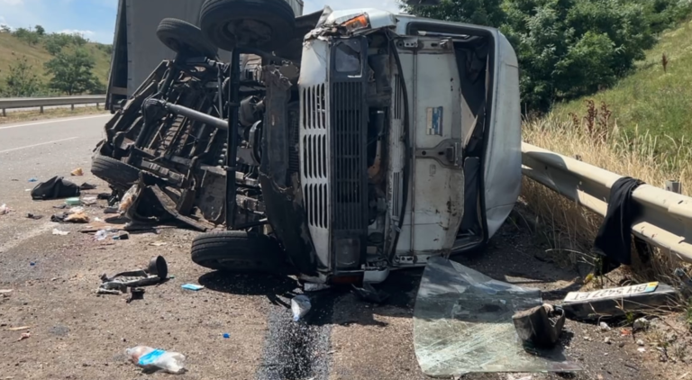 На Одещині затримали водія вантажівки у справі про ДТП з мікроавтобусом