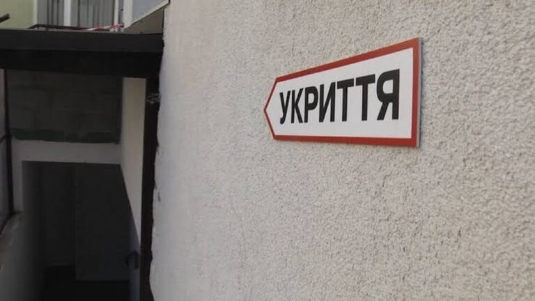Лисак повідомив, що в Одесі відкрили лише половину запланованих укриттів