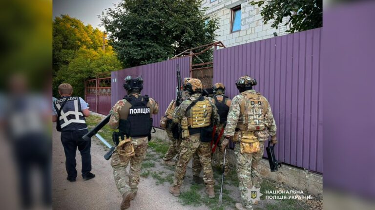 Поліція затримала підозрюваних у збройному пограбуванні одеського подружжя