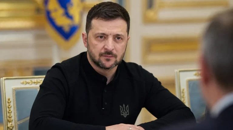 Цифровізація, житло та інтеграція: Зеленський затвердив оновлений закон про права ВПО