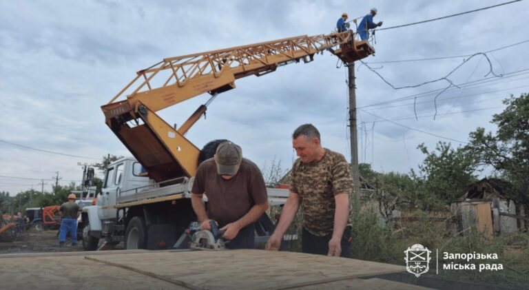 У Космічному районі Запоріжжя відремонтували 29 пошкоджених будинків