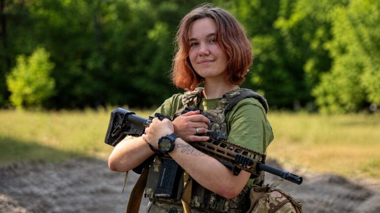 Келлог підтримав мобілізацію жінок: що передбачають чинні правила в Україні