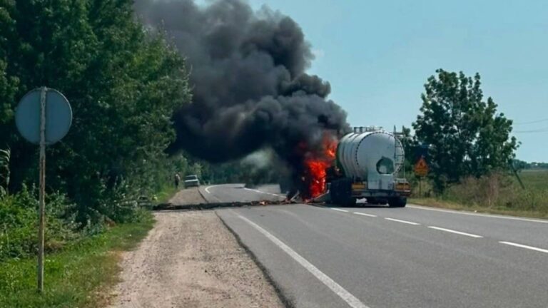 РФ вдарила по вантажівці на Одещині: стало відомо про загиблих