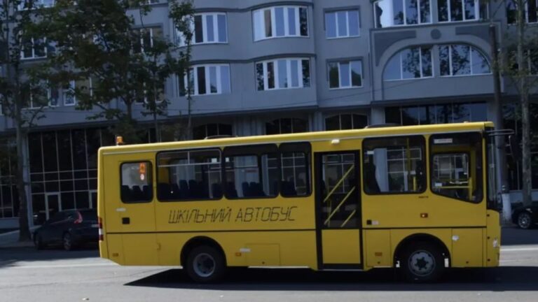 На Миколаївщині виникла проблема з водіями шкільних автобусів