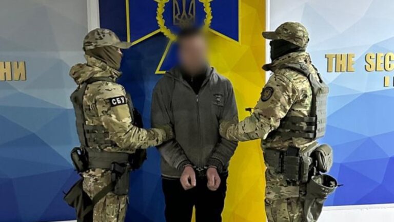 Посадовця МВА Херсонщини засудили до 15 років за держзраду