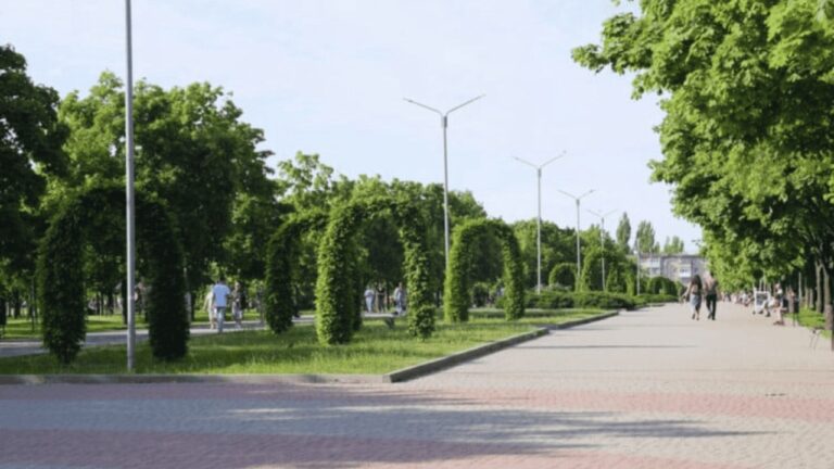 Парк Міст-Побратимів у Запоріжжі хочуть захистити від дронів за 7,8 млн грн
