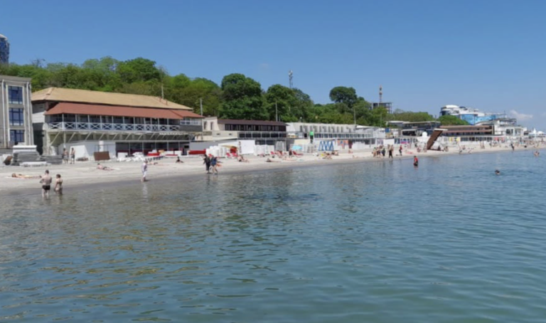 В Одесі вісім пляжів пройшли перевірку на якість морської води