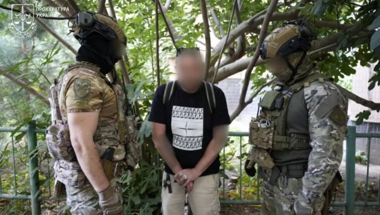 Мешканець Одеси понад два роки вчиняв злочини сексуального характеру щодо малолітніх