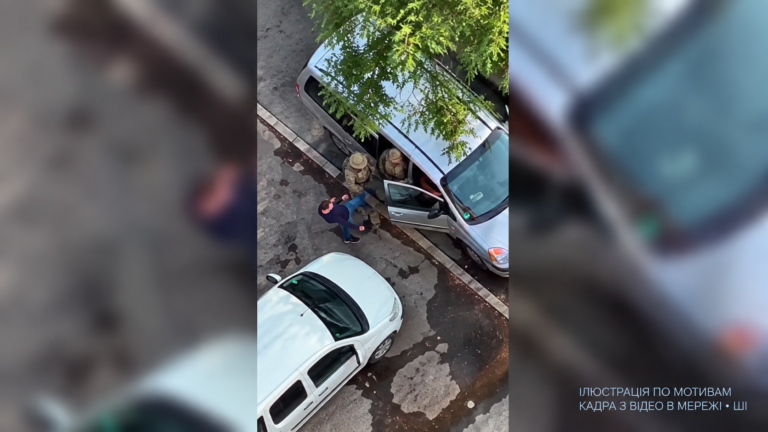 В Одесі поширили відео конфлікту чоловіка з людьми у військовій формі