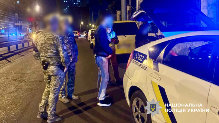 В Одесі іноземець на BMW збив трьох співробітників ТЦК та двох поліцейських: подробиці