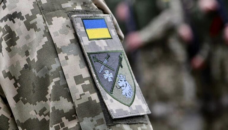 У Білгород-Дністровському невідомий поранив ножем співробітника ТЦК