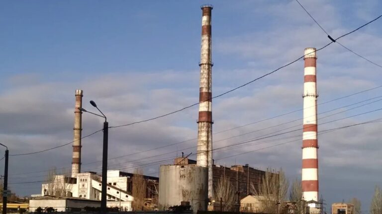 Одеська ТЕЦ зазнала ракетно-дронового удару: “Нафтогаз” повідомив про пошкодження